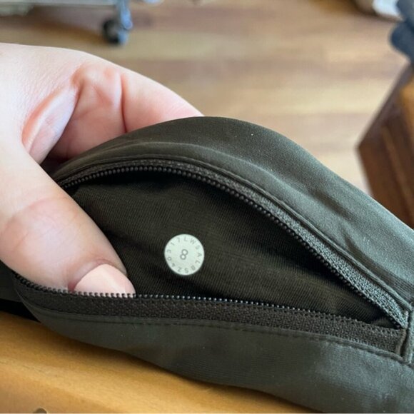 Lululemon Tight Stuff Tight II Size 8 Dark Olive Green - Picture 12 of 12